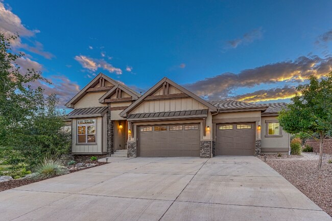 Building Photo - 3305 Mesa Top Dr