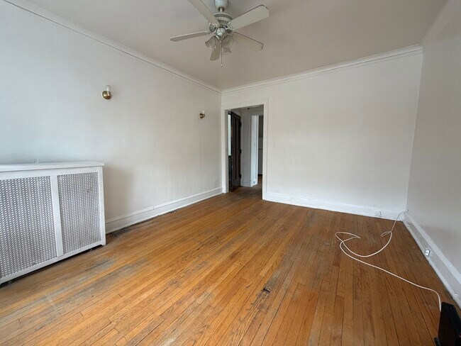 Foto del edificio - 4515 N Hamlin Ave