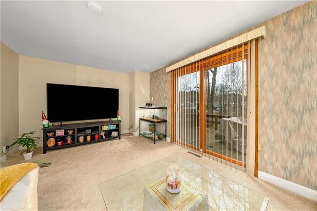 Foto del edificio - 202 Parkwood Dr