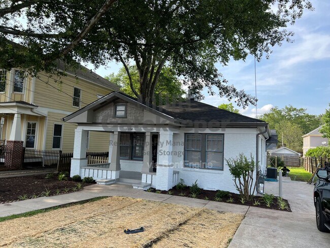 Foto del edificio - 1565 Walker Ave