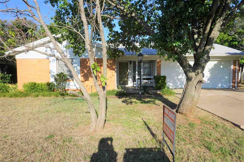 4110 Larchmont Pl, Wichita Falls, TX 76302 House Rental in Wichita