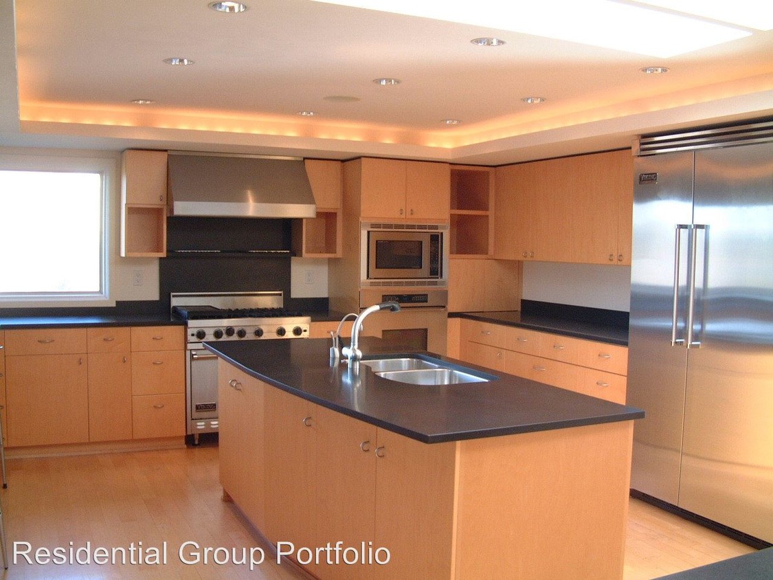Foto principal - 4 br, 4.5 bath House - 4660 NE 89TH ST