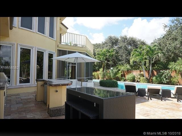 Building Photo - 17760 Fieldbrook Cir E