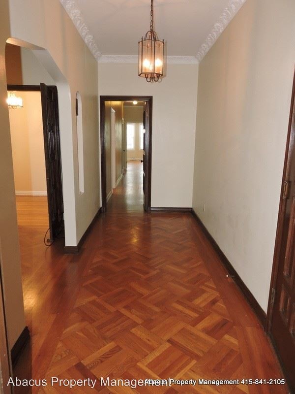 Foto del edificio - 339-341 W Portal Ave