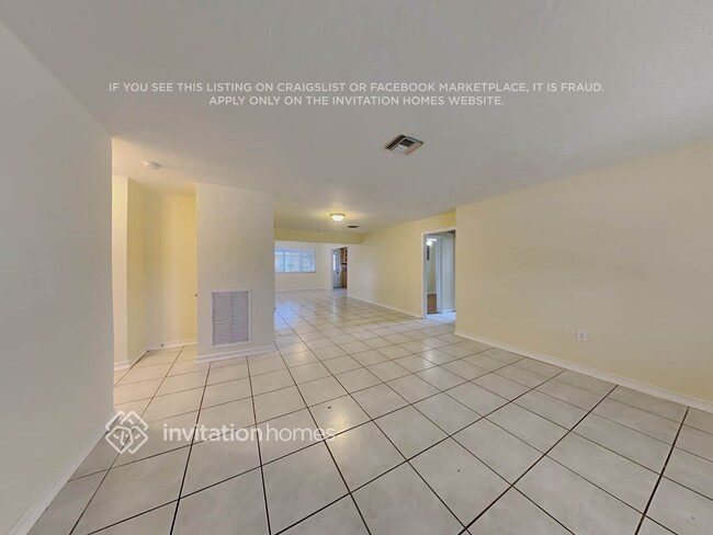 Foto del edificio - 6740 SW 10th Ct