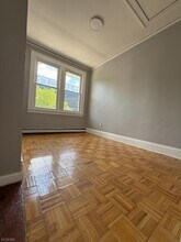 172 N 10th St