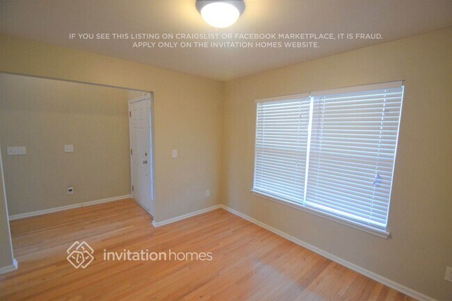 Building Photo - 2136 Mallard Pointe Dr