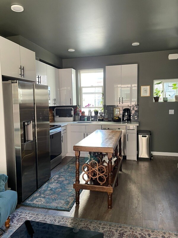 Foto del edificio - 6522 24th Ave NW