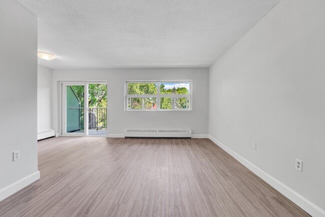 Building Photo - Huron Gardens Apartments