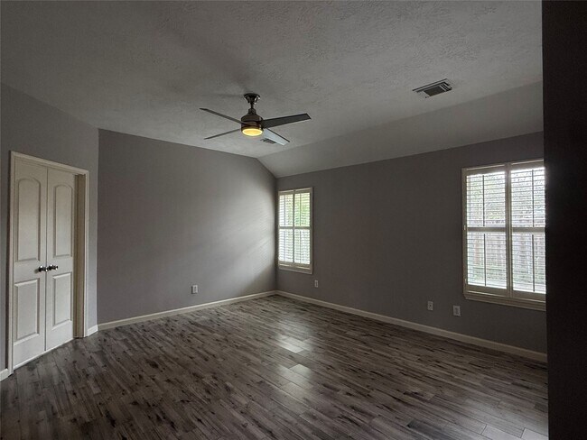 Building Photo - 3519 Pedernales Trails Ln