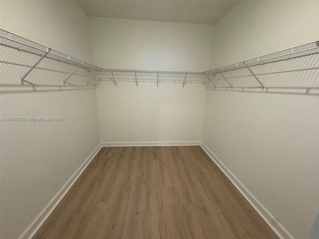 Building Photo - 2771 SE 25th Ave