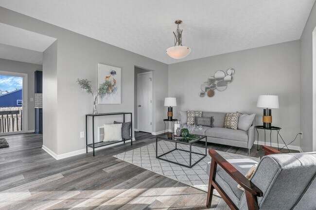 Foto del edificio - 8340 Crete Ln