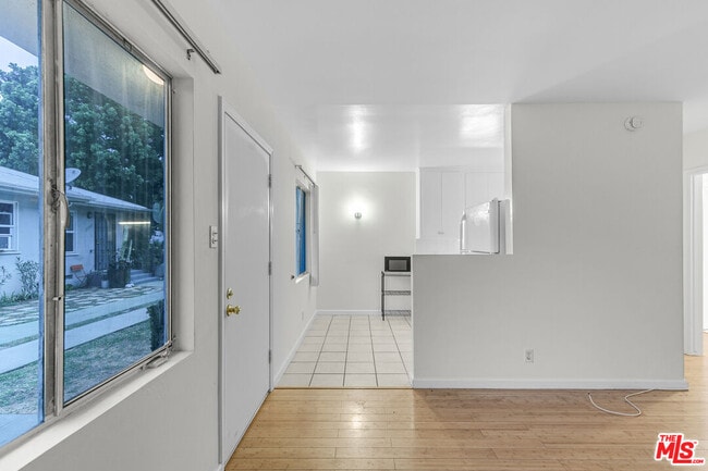Foto del edificio - 11842 Venice Blvd.