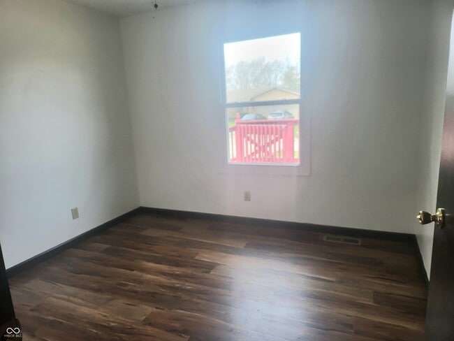 Building Photo - 7627 Venetian Way