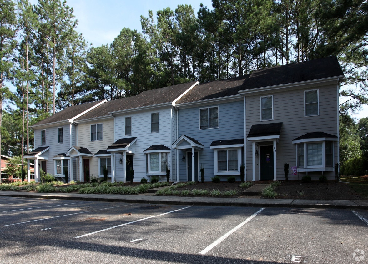 Building Photo - Heather Hills Townhomes