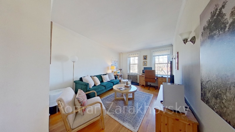 Photo - 1850 Commonwealth Ave