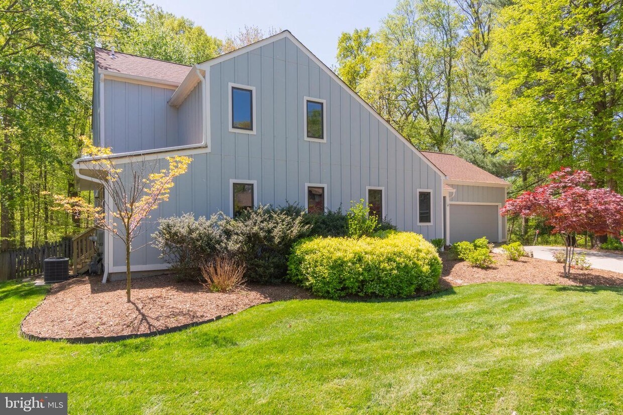 2451 Brussels Ct, Reston, VA 20191 House for Rent in Reston, VA