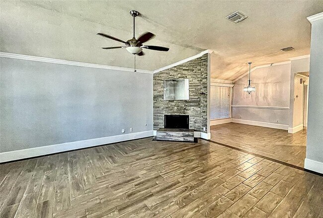 Building Photo - 21031 Stoney Haven Dr