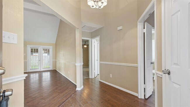 Foto del edificio - 22503 Holly Branch Dr
