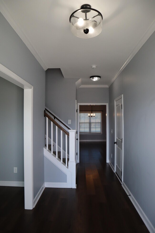 Foto del edificio - 301 Weeping Willow Dr