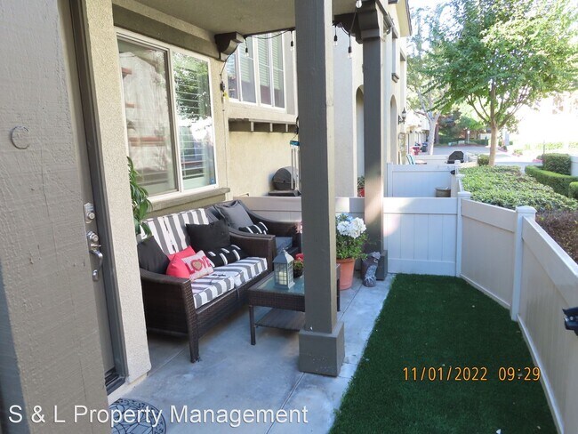 Foto del edificio - 2 br, 2.5 bath House - 33680 Willow Haven ...