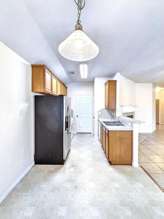 Building Photo - 4710 Kiowa Cir