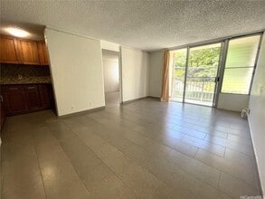 Building Photo - 1720 Huna St