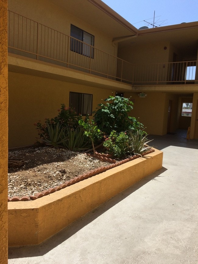 Foto del edificio - 1615 S Pacific Ave