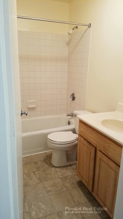 Primary Photo - 1776 Washington St