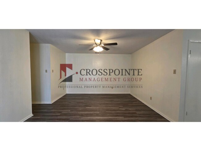 Foto del edificio - Almost Ready! 3 Bedroom 2 Bath Duplex in Longview!