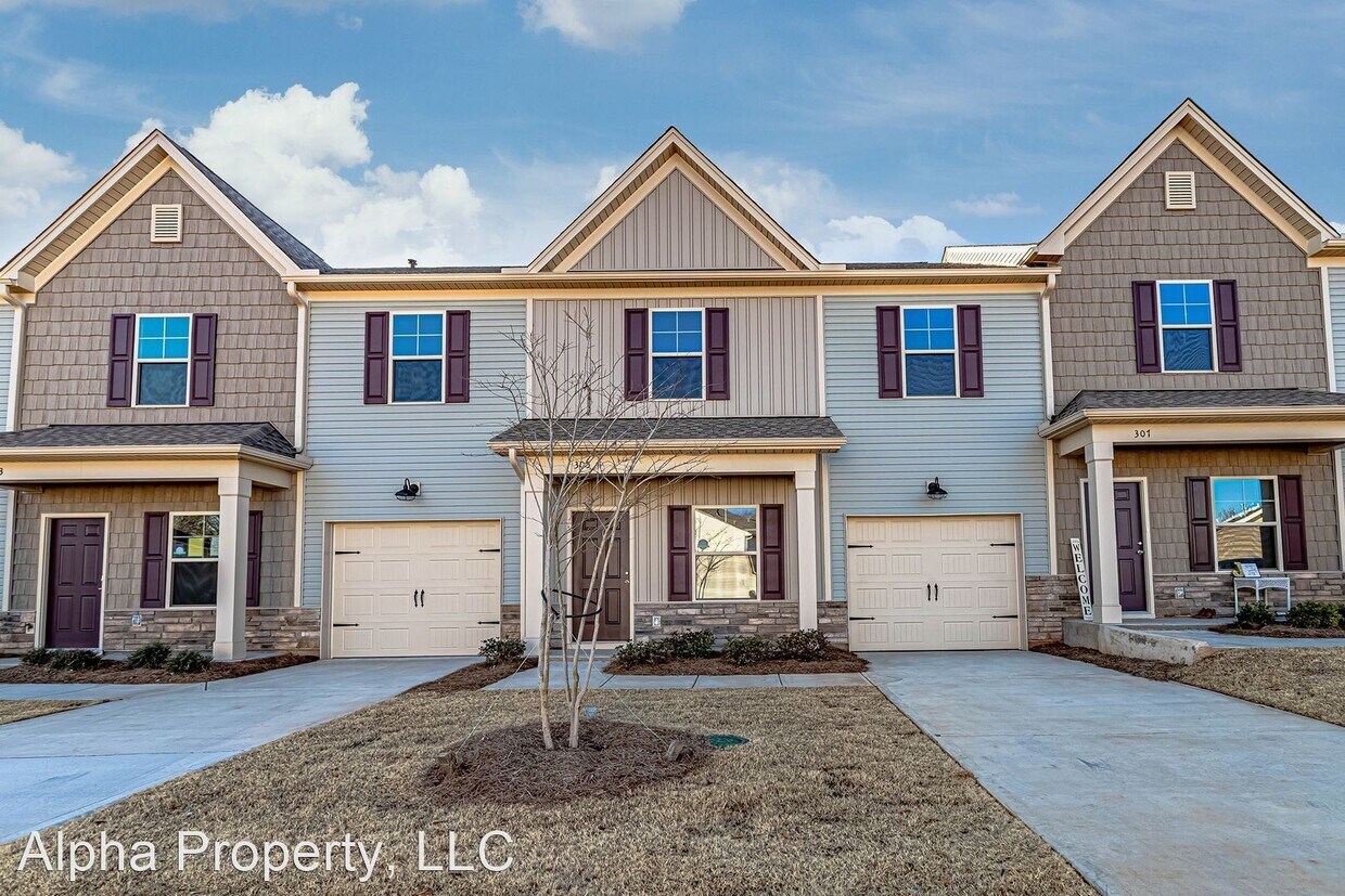 Primary Photo - 4 br, 2.5 bath House - 303 Fern Hollow Way