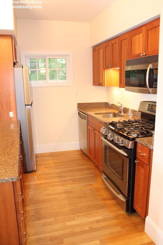 Foto del edificio - 264 Massachusetts Ave