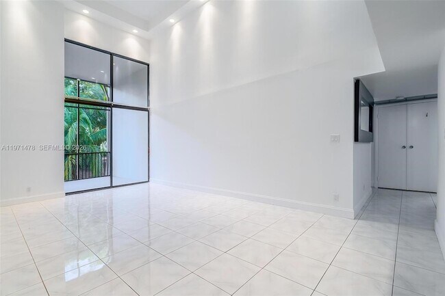 Foto del edificio - 20347 W Country Club Dr