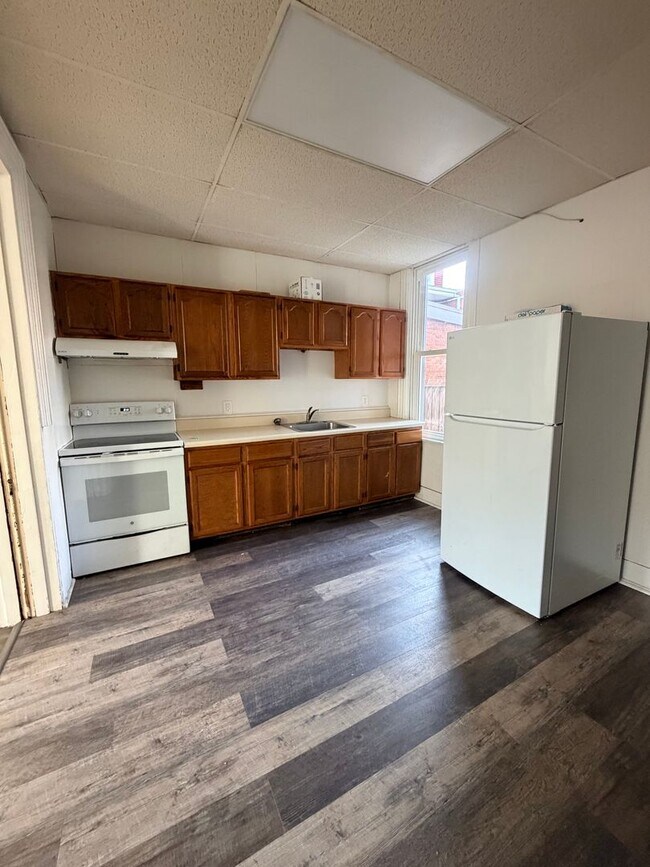 Foto del edificio - 337 W Orange St