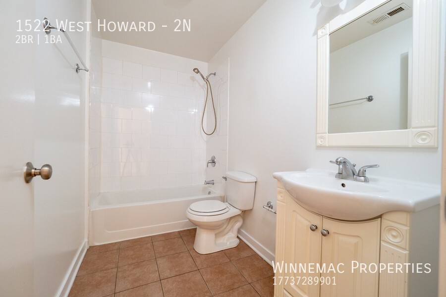 Building Photo - 1522 West Howard-2N