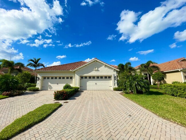 Building Photo - Available Now! 2 bedroom plus den 2 bath V...