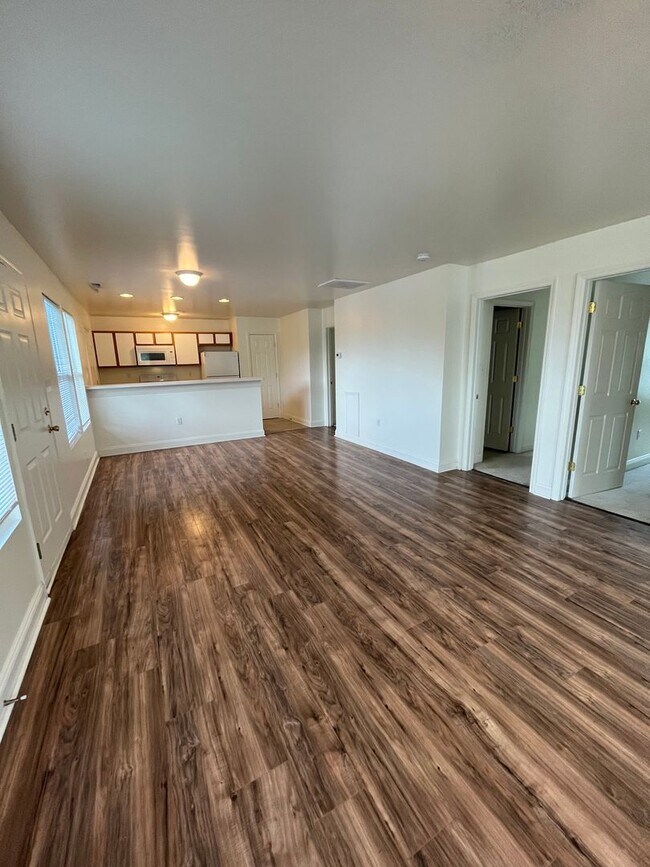 Photo - 1915-A/B Tabor Village Dr. Apartment