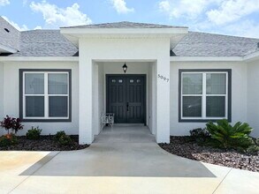 Building Photo - 5097 Moss Hammock Trl