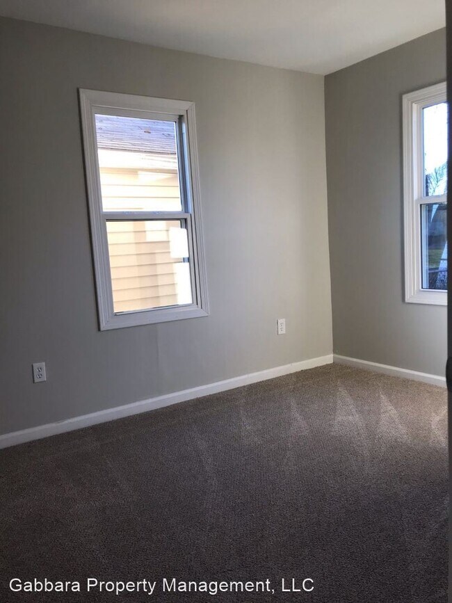 Building Photo - 3 br, 1 bath House - 8097 Essex