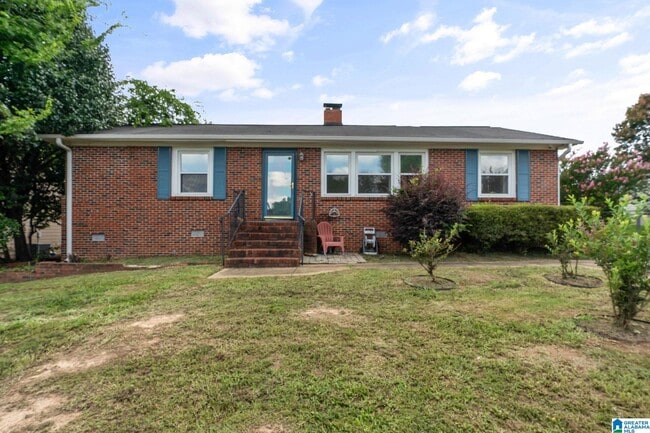 Building Photo - 5 Beverly Heights