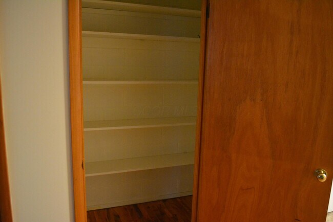 Foto del edificio - 1533 Elmwood Ave