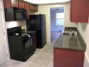 Primary Photo - 2586 Warrensville Center Rd