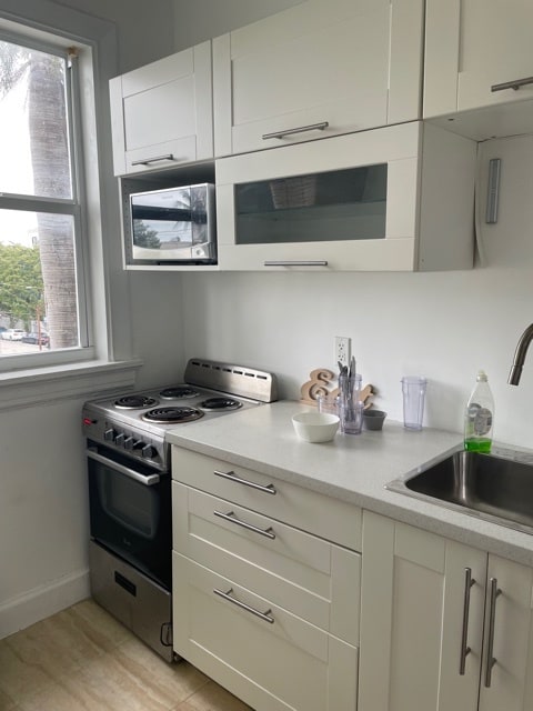 Primary Photo - 900 16th St