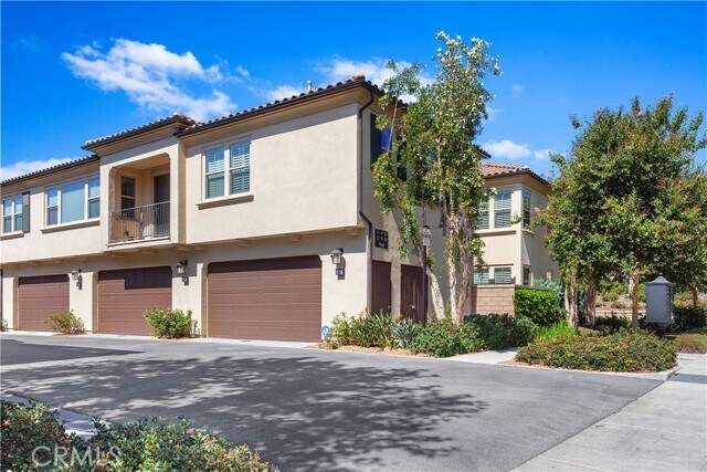 Foto del edificio - 10 Poppy