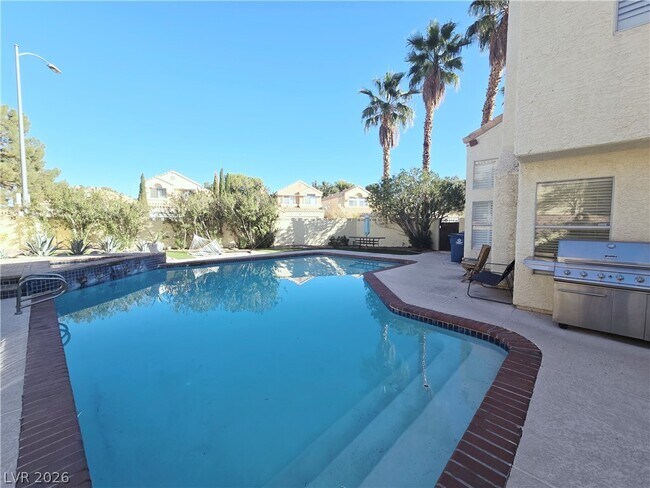 Foto del edificio - 2449 Sage Pointe Cir