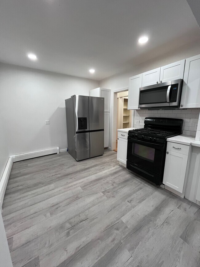 Cocina - 137 Worcester Ave