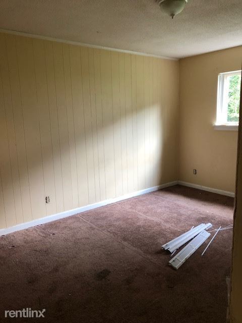 Building Photo - 3 br, 2 bath  - 1915 House Ave Apt 56