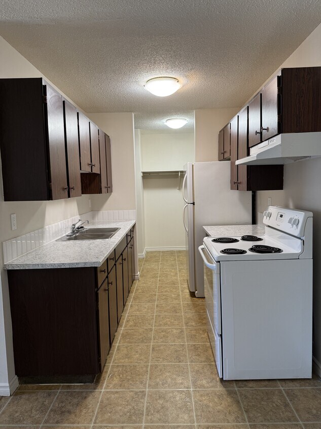Photo principale - Calahoo Court 400 Calahoo Rd
