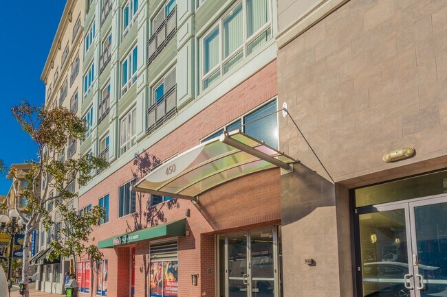 Building Photo - 450 J St