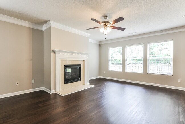 Building Photo - 144 Georgetowne Dr